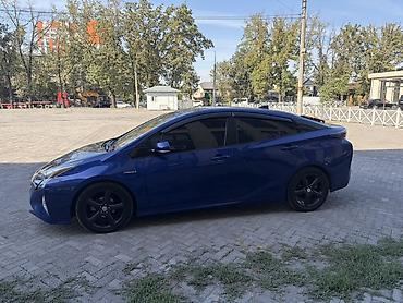 outback 2017: Toyota Prius: 2017 г., Гибрид, Хэтчбэк — 8