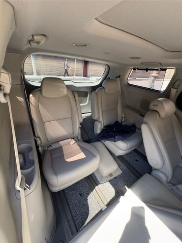 Kia: Kia Carnival: 2.2 l | 2016 il Van/Minivan — 15