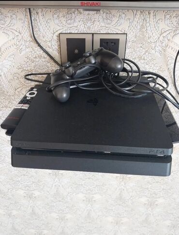 ps4 xırdalan: PlayStation 4 Slim oyun konsolu Xüsusiyyətlər: - Model: PS4 Slim (mat