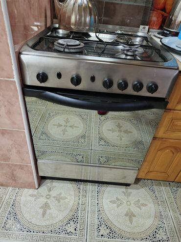 mətbəxt sobası: Plitə Qazlı, Ayrıca dayanan, 4 gözlü