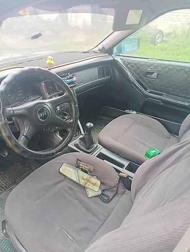 Audi: Audi 80: 1992 г., 2 л, Седан — 6
