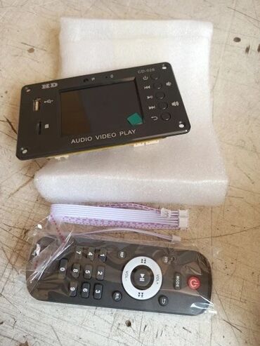 видео кассета: Mp3-декодер с Bluetooth (читает карты памяти и флешки USB)