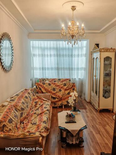 квартиры в баку купить в новостройке: Bakı, 3 otaqlı, Köhnə tikili, m. Qara Qarayev, 57 kv. m