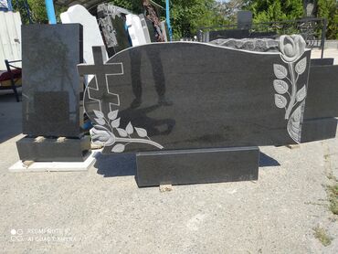 Ритуальные услуги: Изготовление памятников, Облицовка надгробий, Изготовление крестов | Мраморная крошка, Габбро, Гранит | Оформление — 30