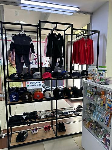 Кронштейны, стойки: Кронштейн Для одежды, Материал: Металл, С подсветкой, Новый — 32