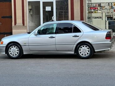 banan mersedes: Mercedes-Benz C 180: 1.8 l | 1997 il Sedan