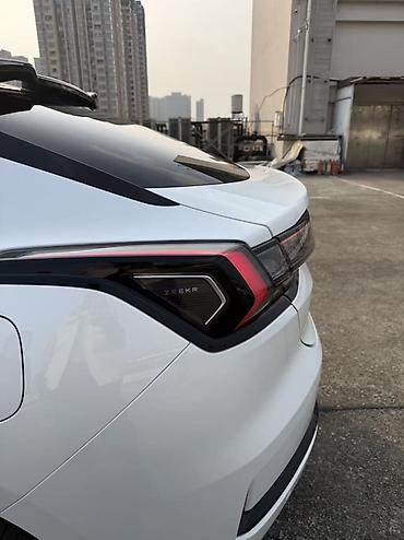 Zeekr: Zeekr 001: | 2022 г. Кроссовер — 9