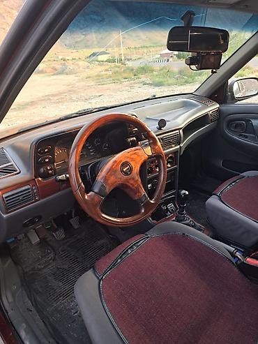 решетка на нексия: Daewoo Nexia: 1997 г., Седан — 7