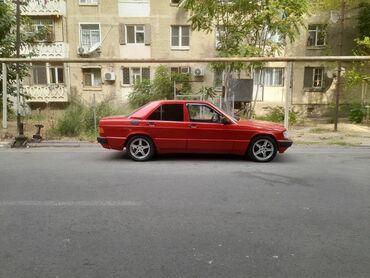 Mercedes-Benz: Mercedes-Benz 190: 1.8 l | 1992 il Sedan