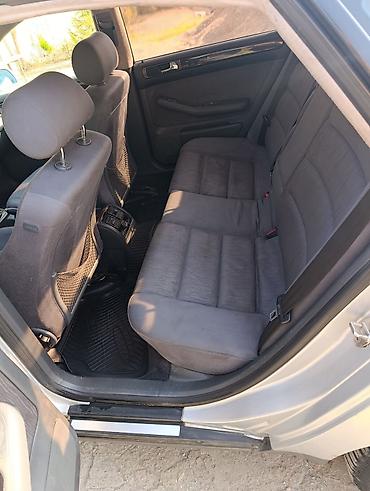 Audi A6: 2000 г., 2.4 л, Механика, Бензин, Седан
