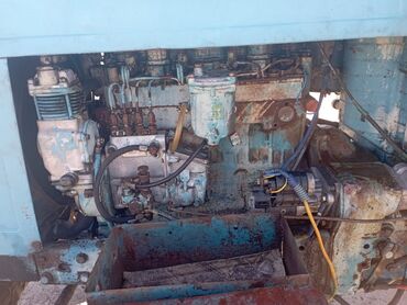 Traktorlar: Belarus traktoru – MTZ seriyası - Rəng: mavi - Quruluş: kabinalı — 10