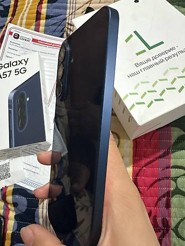 купить самсунг а 3 2017: Samsung Galaxy A57, Новый, 256 ГБ, цвет - Синий — 3