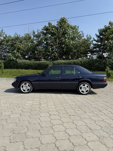 Mercedes-Benz: Mercedes-Benz W124: 1995 г., 2 л, Автомат, Бензин, Седан — 5