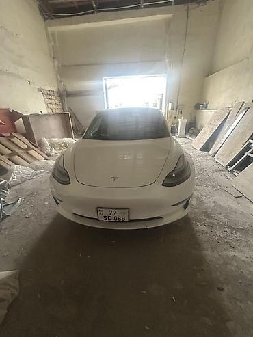 топаз авто: Tesla Model 3, ağ mirvari rəng, elektrik sedan. Amerikadan yüngül — 1
