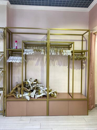 вешалки напольные в ташкенте: Продаю оборудование. Посмотреть можно в ТЦ «Ред центр»