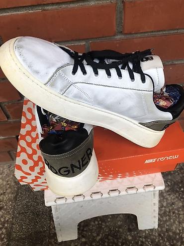 Patike: Bogner patike – bele kožne lifestyle/sneakers patike sa crnim pertlama — 5