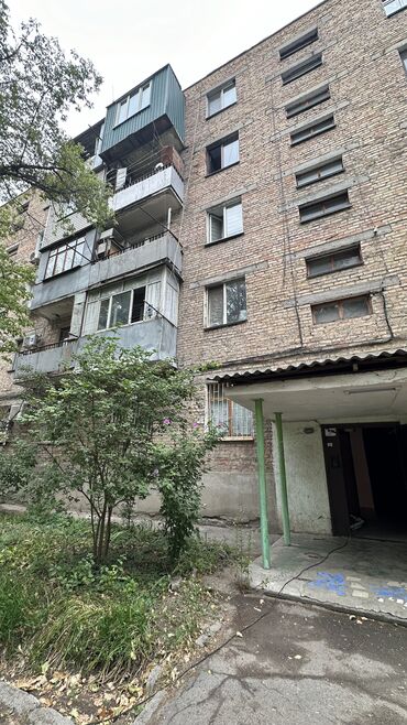снять квартиру в районе автовокзала: 2 бөлмө, 48 кв. м, Жеке план, 3 кабат, Косметикалык ремонт