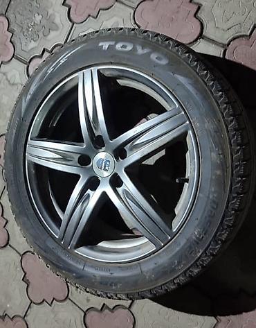 225 17 55: Продается зимние шины с диской Toyo 215/55 R17 Шины на 90% — 2