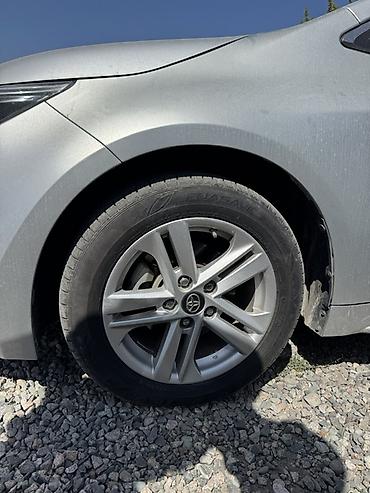 byd e6: Toyota Corolla: 2021 г., 1.8 л, Автомат, Гибрид, Седан — 3