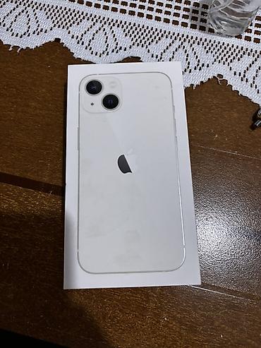 Apple iPhone: Apple iPhone 13 – bele boje - Ekran: 6.1" Super stanje telefona — 3