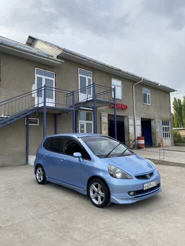 runx alex: Honda Fit: 2002 г., 1.3 л, Вариатор, Бензин