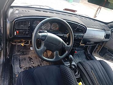 к3 2021: Volkswagen Passat: 1991 г., 1.8 л, Механика, Бензин, Седан — 4