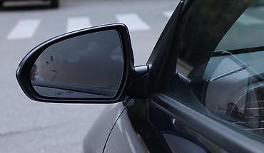 18 245 45: Hyundai Elantra: 1.6 l | 2019 il Sedan — 10