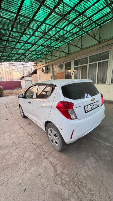 Chevrolet: Chevrolet Spark: 2020 г., 0.1 л, Вариатор, Бензин, Хэтчбэк — 15