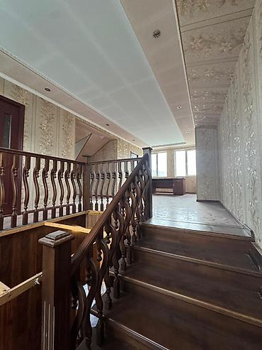 Продажа коттеджей и домов: Юго-восток,ул:Мирсатова 91. 102 маршруттун конечкасы жанында. 4,06 — 10