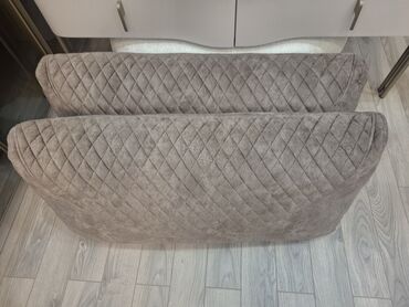 Divanlar: Di̇van-kravat, İşlənmiş, Açılan, Bazalı, Nabuk, Çatdırılma yoxdur — 10