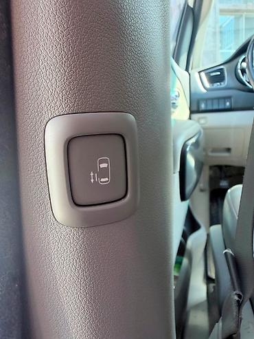 машина 600000: Kia Carnival: 2019 г., 2.2 л, Автомат, Бензин, Минивэн — 10