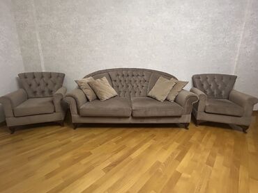 Boşqablar: İşlənmiş, Klassik divan, 2 kreslo, Bazasız, Açılmayan