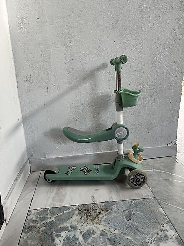 sukuter: Xaricdən alınıb. Təkərləri işıqlıdır. Demək olar ki, yenidir. Uşaq — 1