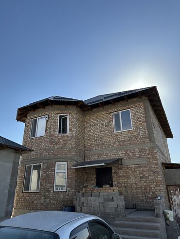 продаю дом киргизия 2: 200 кв. м, 8 бөлмө, Ремонт талап кылынат Эмерексиз