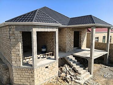 Salam.1 mərtəbəli kürsülü 100 kvadratlıq.(yəni 10x10 a) evi matriyal