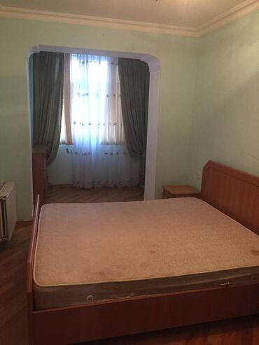 Köhnə tikili: Bakı, 4 otaqlı, Köhnə tikili, 120 kv. m — 4