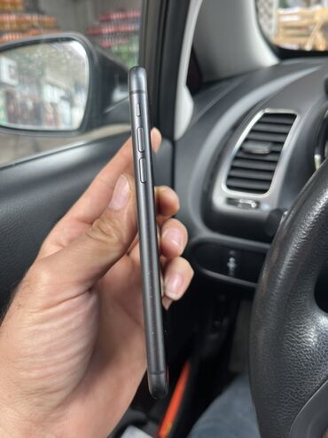 tesdir: IPhone 11, Qara, Face ID