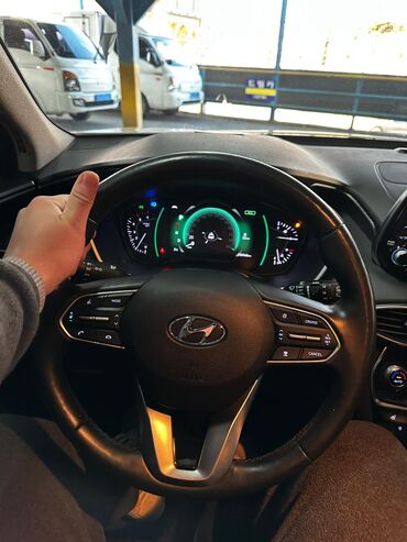 Hyundai: Hyundai Santa Fe: 2019 г., 2.2 л, Автомат, Дизель, Кроссовер — 16