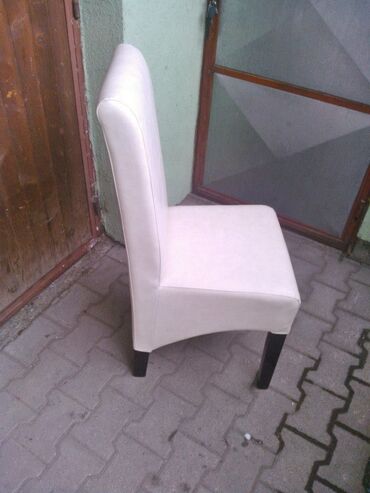 Stolice: Stolice komad 3800 dostava 2500 na lalafo.rs — 6 Stolice: Stolice komad 3800 dostava 2500 — 6