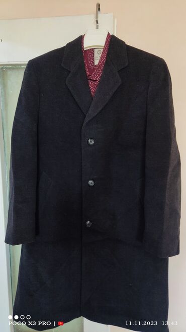 пальто 54: Продам шикарный фирменный пальто из 💯%шерсти! Страна производитель