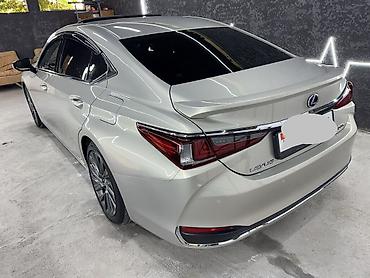 lexus is: Lexus ES: 2019 г., 2.5 л, Гибрид, Седан — 4