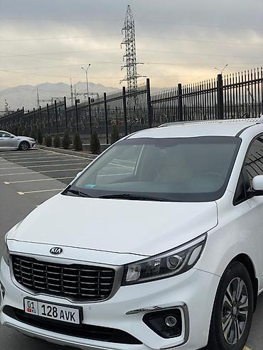 Kia: Kia Carnival: 2018 г., 2.2 л, Автомат, Дизель, Минивэн — 10