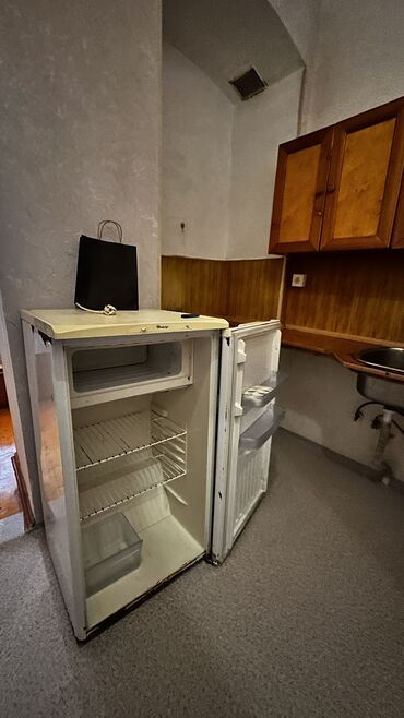 Otaqların uzunmüddətli kirayəsi: Merkezde 1 otaqli ev -da lalafo.az — 18 Otaqların uzunmüddətli kirayəsi: Merkezde 1 otaqli ev — 18