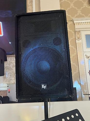 foto video texnika: EV markalı peşəkar səs kolonkası. Tədbirlər, toy məkanları — 2