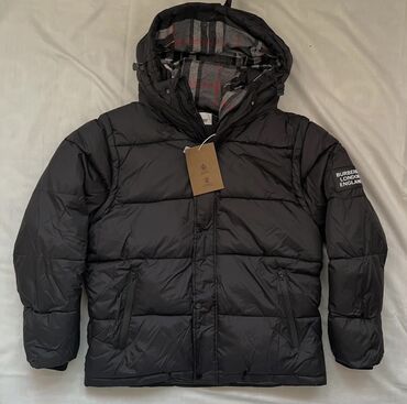 button куртка двухсторонняя: Пуховик Burberry, черный - Теплая стеганая куртка с капюшоном -