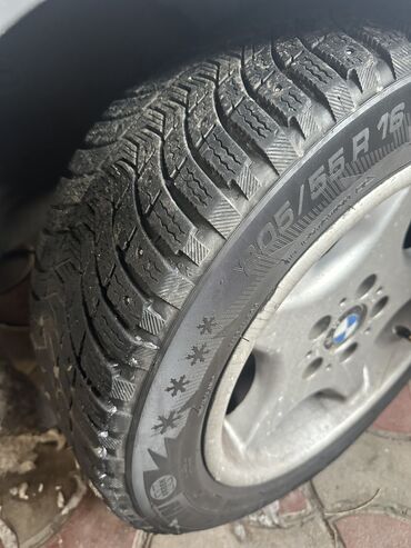 Шины: Шины 205 / 55 / R 16, Зимняя шипованная, Б/у, Легковые, Michelin