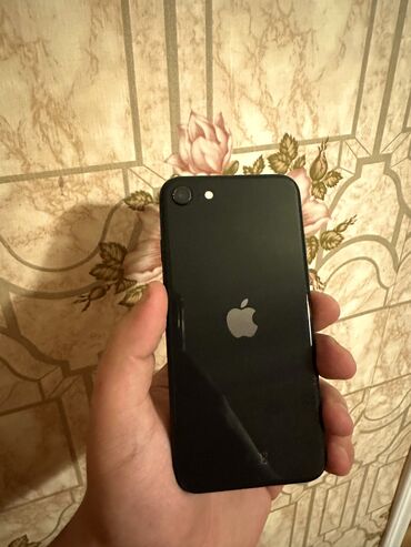 yeni iphone se: IPhone SE 2020 Salam Telefon təmirdə olmayıbdır . Hər funksiyası