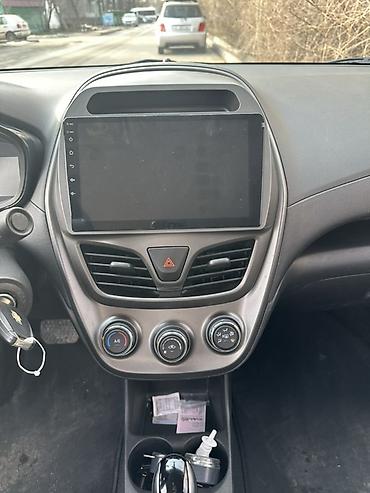 Chevrolet: Chevrolet Spark: 2019 г., 1 л, Вариатор, Бензин, Хэтчбэк — 14