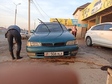 Toyota: Toyota Carina: 1997 г., 1.6 л, Механика, Бензин, Седан