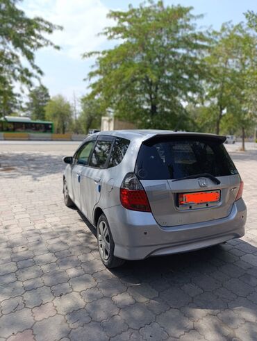 машины до 5000: Honda Fit: 2005 г., 1.5 л, Типтроник, Бензин, Хэтчбэк